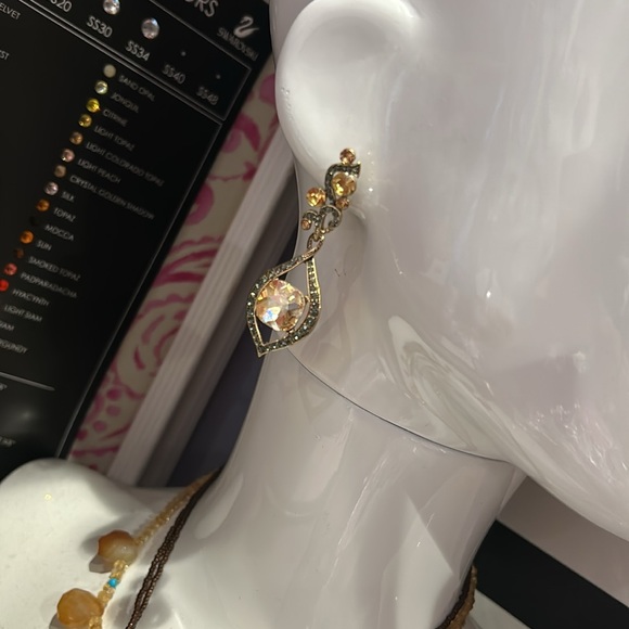 Champagne Gold & Olivine Swarovski Crystal Earrings-Boutique-NWT - Picture 7 of 8